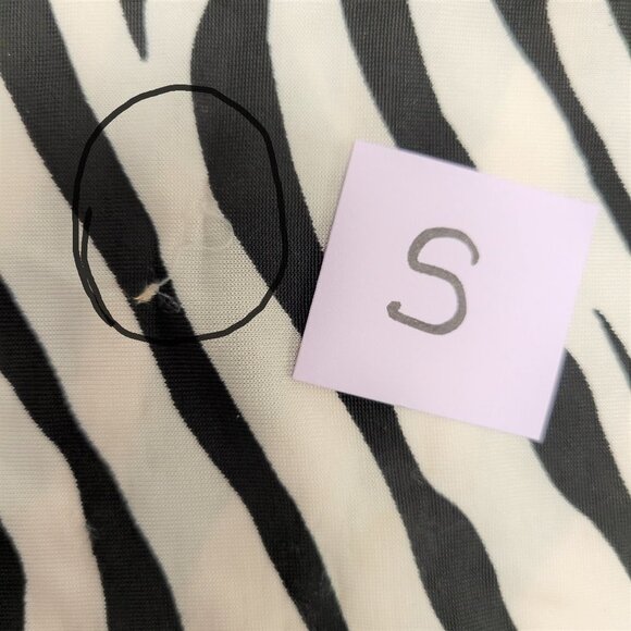 Black and White Animal Print Long Sleeved Body Conforming Sexy Dress - Picture 7 of 9